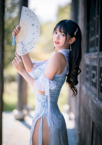 铜墙铁壁